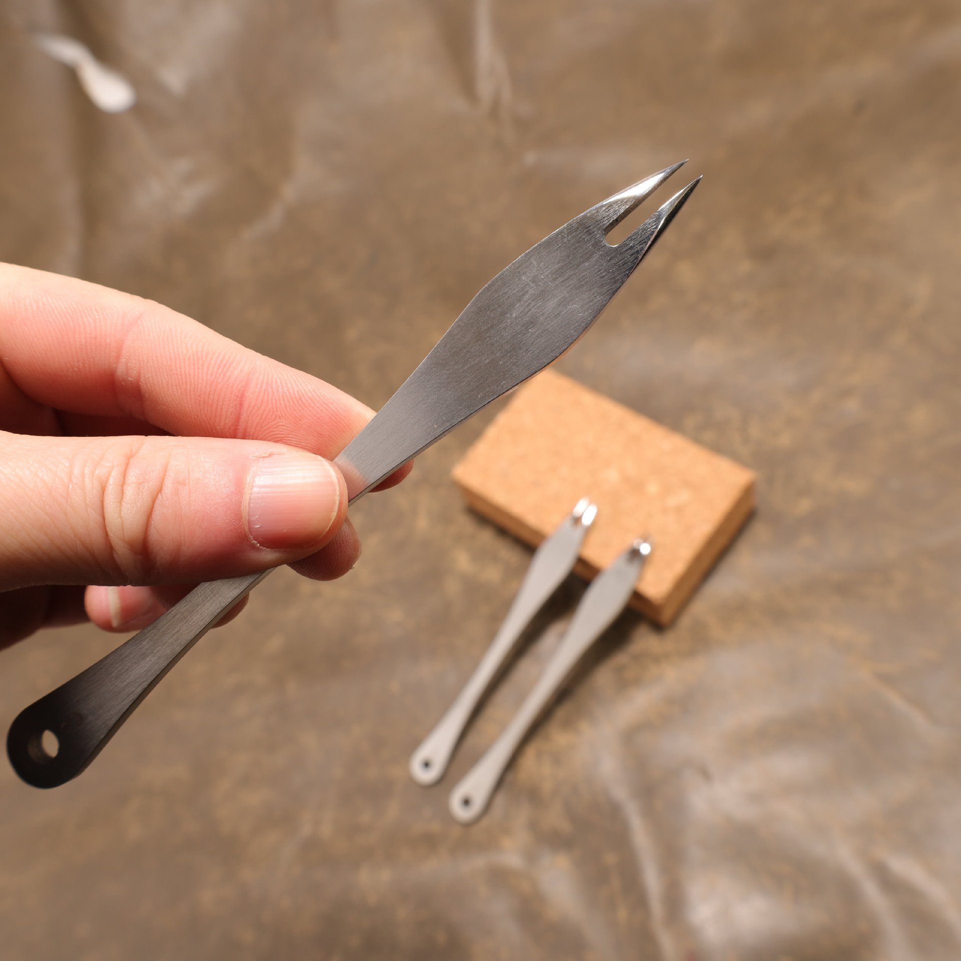 Wing Divider Stitch - Calibrador de Cuero Ajustable con Divisor